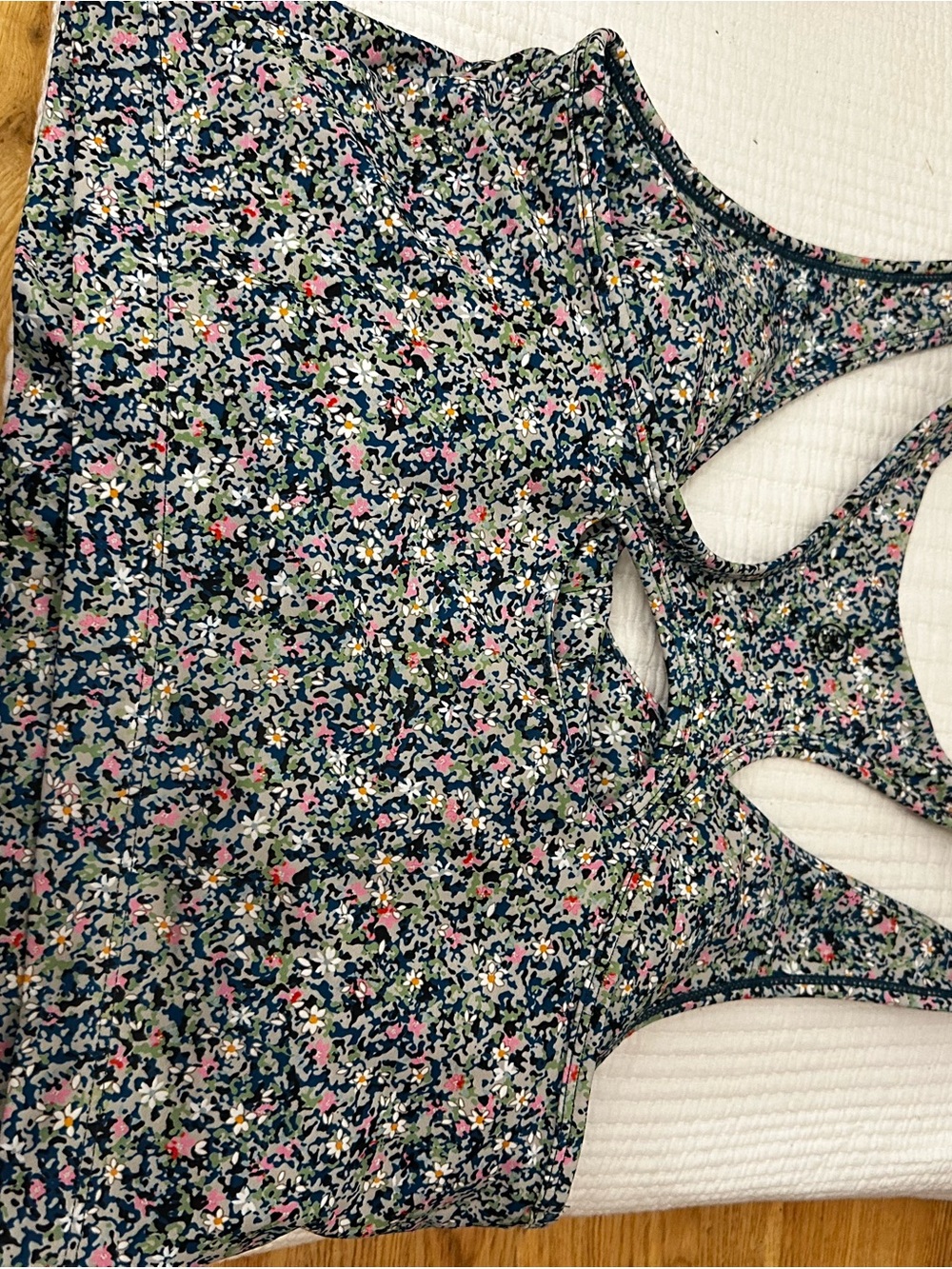 Floral Racerback sports bra - Navy Multicolor Size L